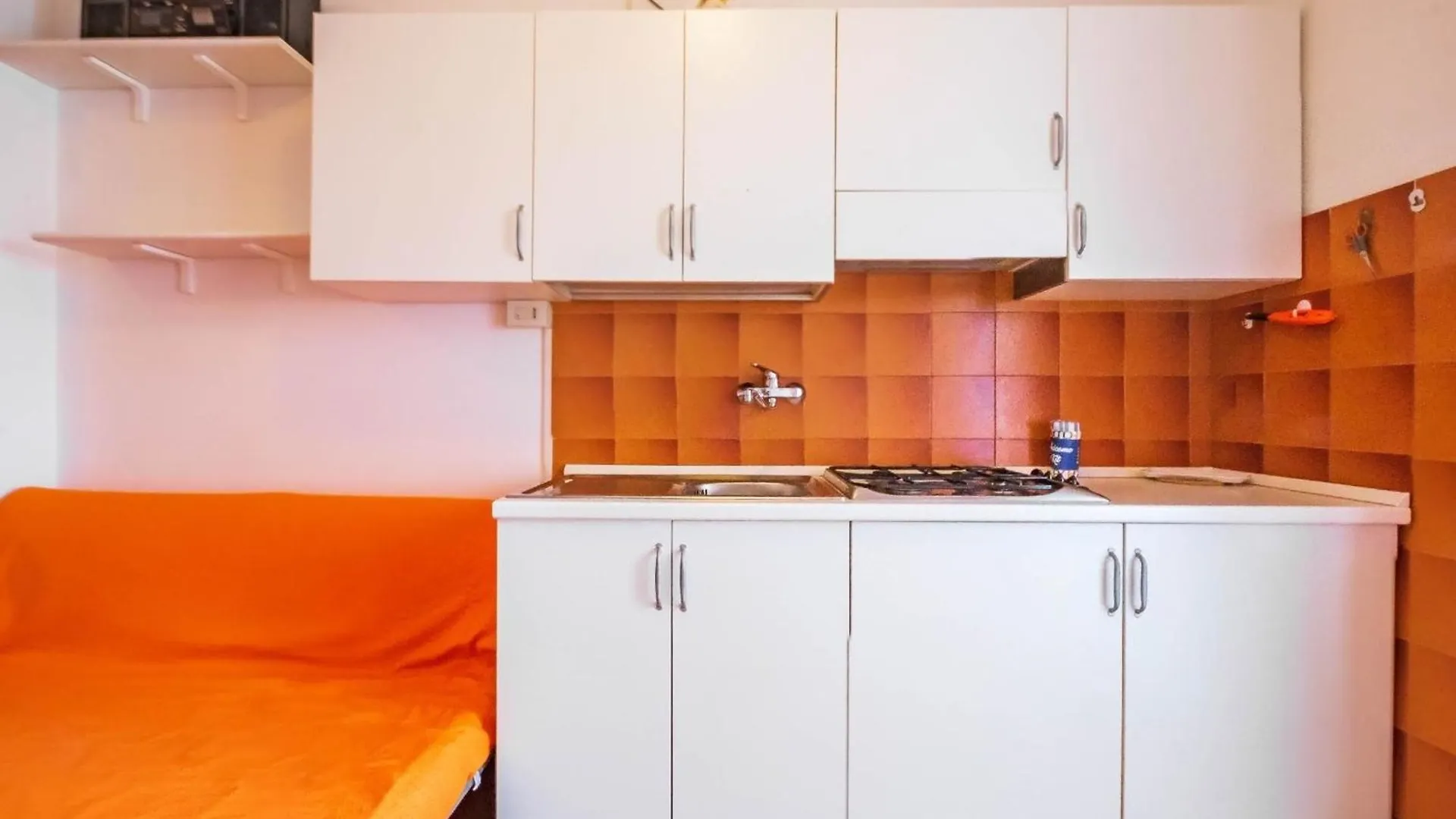 Einzimmerwohnung Im 2 Stock Mit Meerblick, Parkplatz Und Klimaanlage Lido delle Nazioni Italien