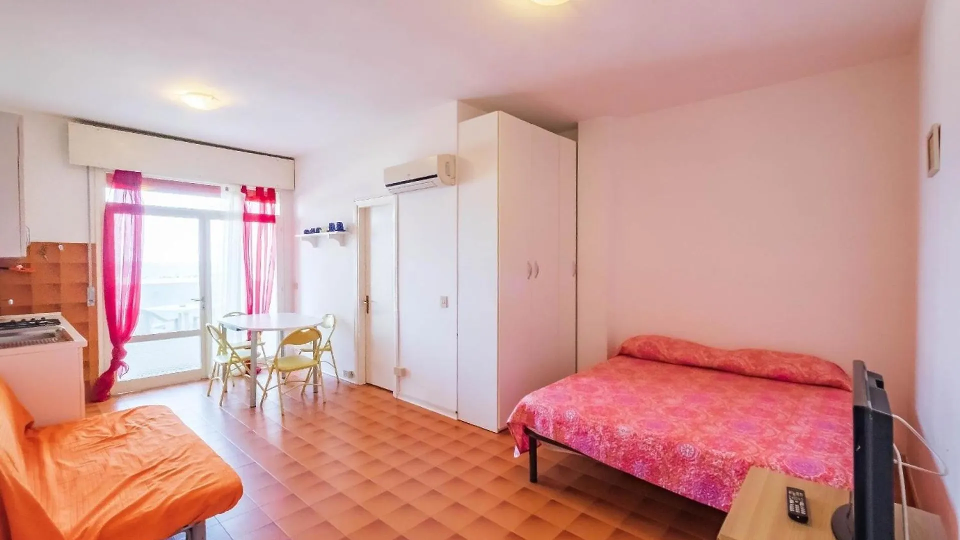 Lejlighed Einzimmerwohnung Im 2 Stock Mit Meerblick, Parkplatz Und Klimaanlage Lido delle Nazioni Italien