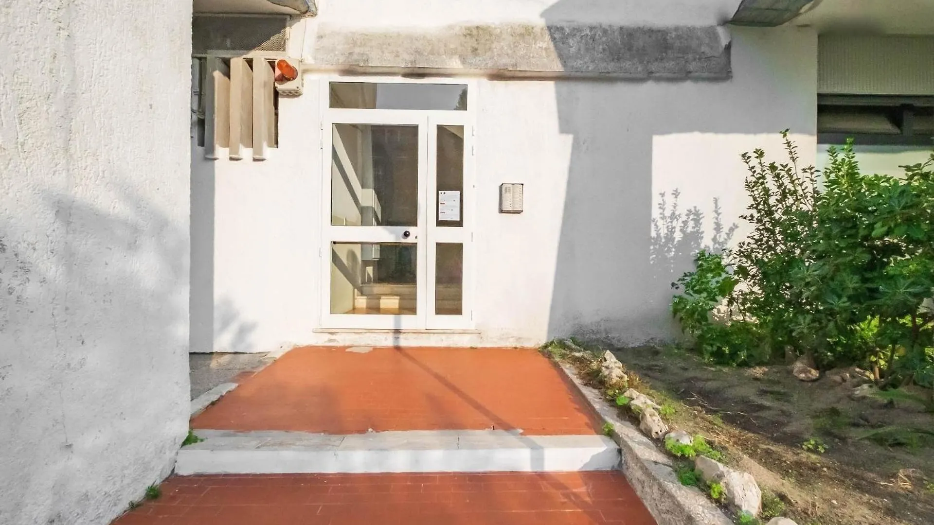 Einzimmerwohnung Im 2 Stock Mit Meerblick, Parkplatz Und Klimaanlage Lido delle Nazioni Lejlighed