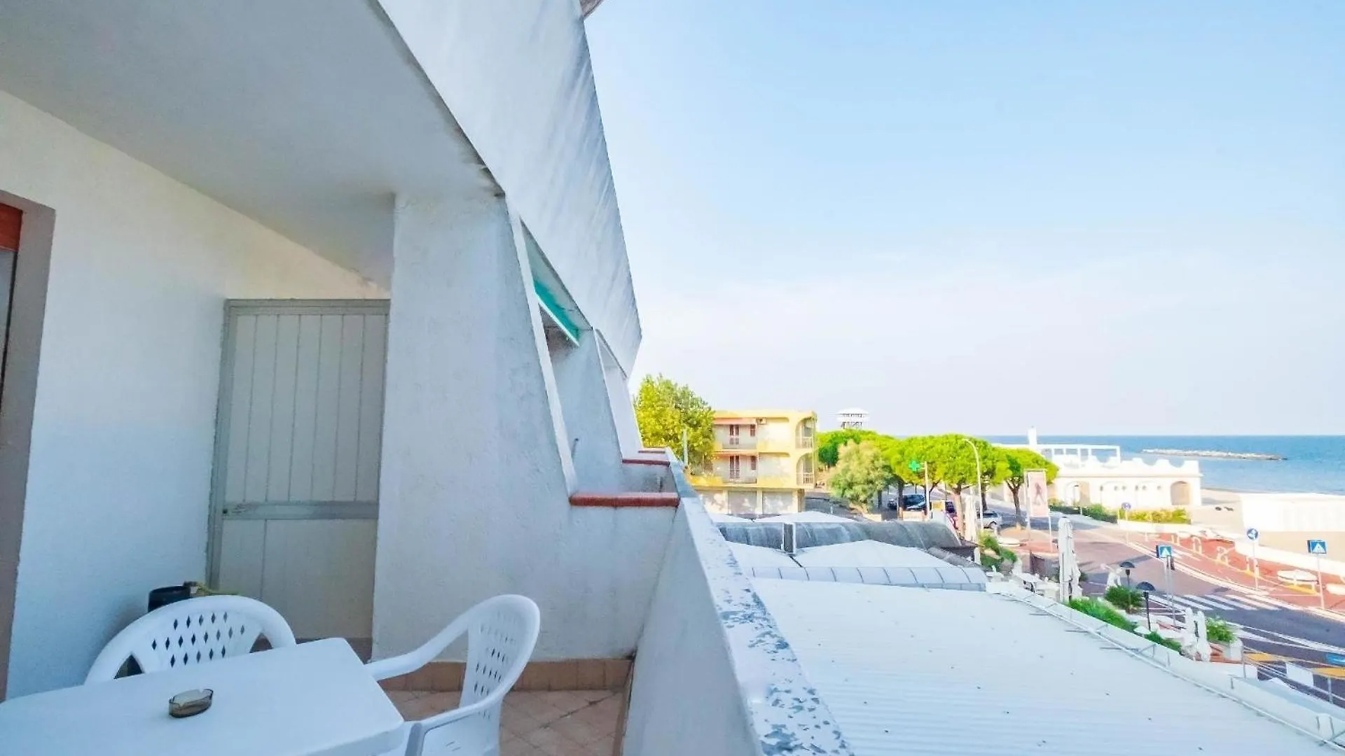 Einzimmerwohnung Im 2 Stock Mit Meerblick, Parkplatz Und Klimaanlage Lido delle Nazioni 0*,